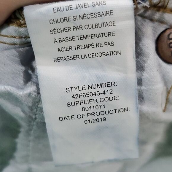 𝅺lucky brand dark wash 28x26 classic straight leg jeans - Picture 8 of 8